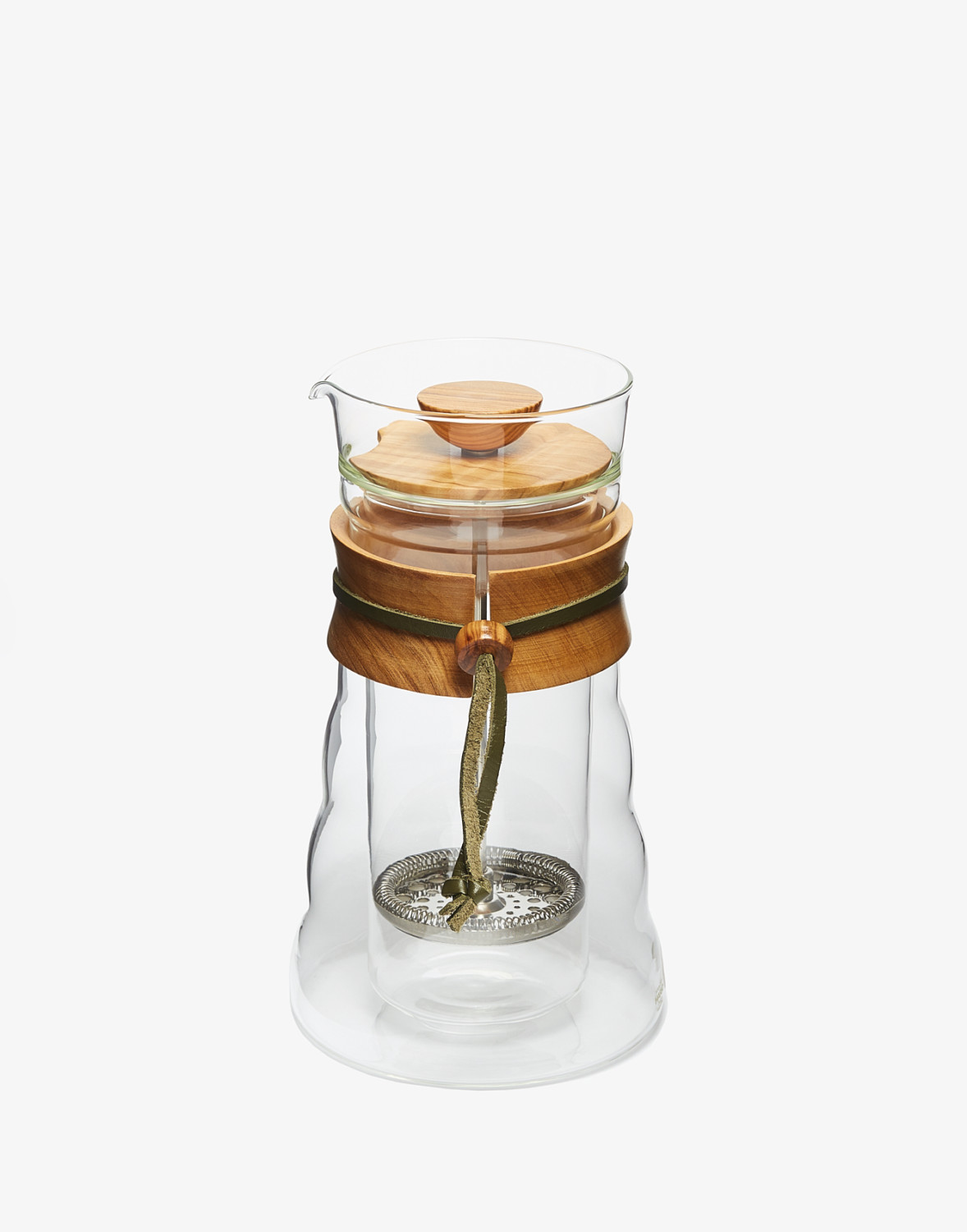 Jonathan Du Mortier is a Belgium based photographer. He often travels for various clients, regularly working as an assistant. Mostly working on commercials, he also finds himself working on more fashion and corporate jobs.