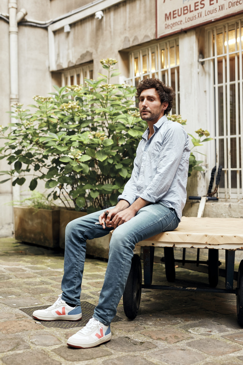 Jonathan Du Mortier is a Belgium based photographer. He often travels for various clients, regularly working as an assistant. Mostly working on commercials, he also finds himself working on more fashion and corporate jobs.