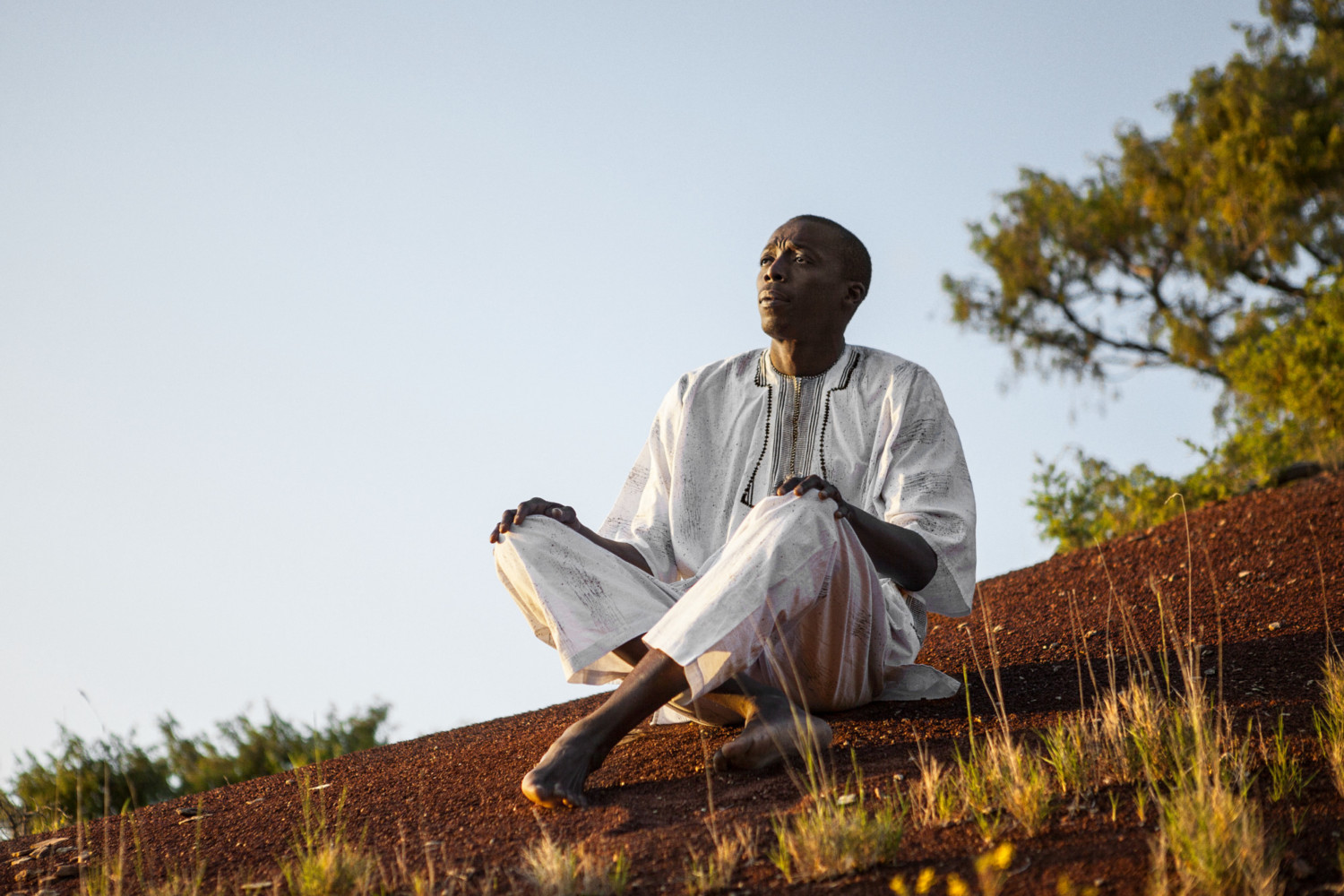 Jonathan Du Mortier is a Belgium based photographer. He often travels for various clients, regularly working as an assistant. Mostly working on commercials, he also finds himself working on more fashion and corporate jobs.